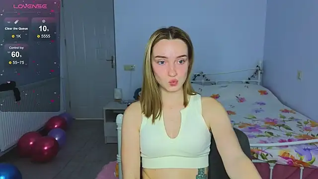 Wild Sophie  online show from 11-27-25, 03:47