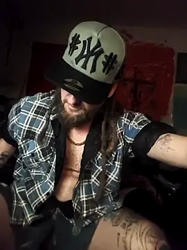 Ozomitro online show from 12-21-25, 03:19