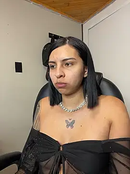 Hilary pinkk online show from 01-17-26, 03:00