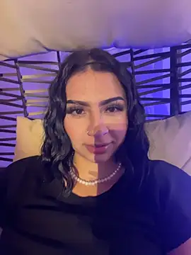 Hilary pinkk online show from 02-11-26, 01:21