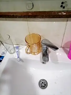 Lighto1 online show from 10-19-25, 06:25