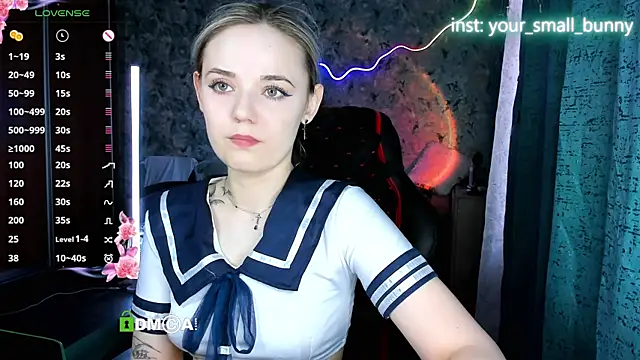 Snapshot of Your_small_bunny chatting on 06-14-26, 02:09 Your small bunny online show from 06-14-26, 02:09