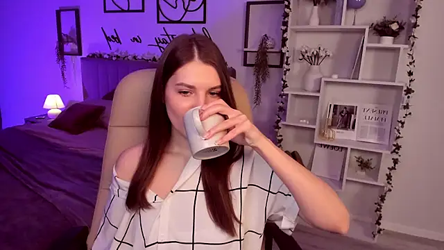 BellaSweetHeart online show from 02-24-25, 01:31