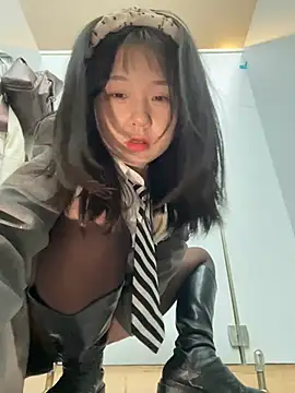 Xixi-Gala online show from 03-18-25, 03:09