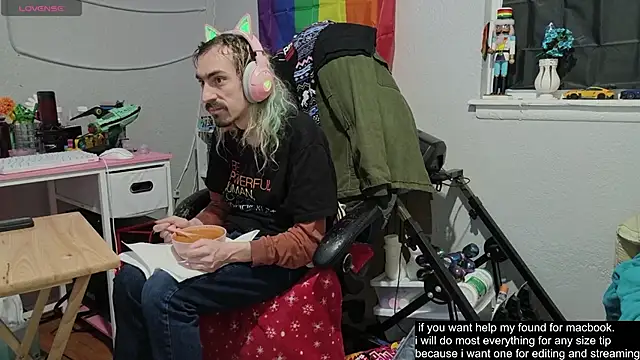 tallnerdyguy online show from 11-14-25, 03:16