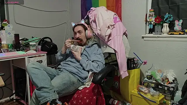 tallnerdyguy online show from 03-23-26, 02:37