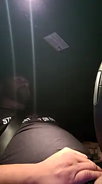 Strong Bear89 online show from 12-31-24, 07:20