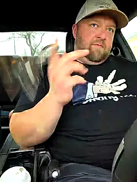 Strong Bear89 online show from 02-10-25, 05:52