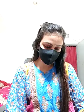 Snapshot of Tisha-01 chatting on 06-18-26, 01:04 Tisha-01 online show from 06-18-26, 01:04