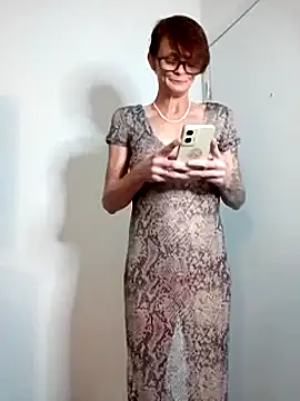 Snapshot of ivylee31 chatting on 01-02-25, 01:06 ivylee31 online show from 01-02-25, 01:06