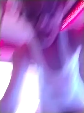 Snapshot of ivylee31 chatting on 02-16-25, 01:25 ivylee31 online show from 02-16-25, 01:25