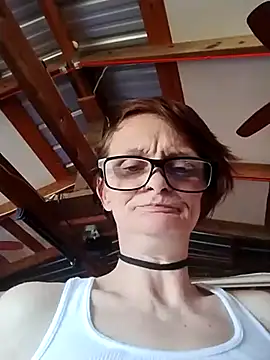 Snapshot of ivylee31 chatting on 03-01-25, 03:16 ivylee31 online show from 03-01-25, 03:16