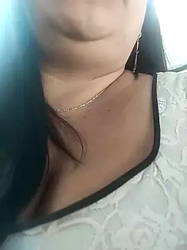 Snapshot of sara_pineros chatting on 01-24-25, 08:22 sara pineros online show from 01-24-25, 08:22