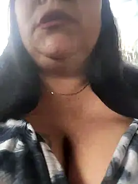 Snapshot of sara_pineros chatting on 03-04-25, 03:48 sara pineros online show from 03-04-25, 03:48