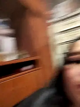 Snapshot of sara_pineros chatting on 10-27-25, 11:09 sara pineros online show from 10-27-25, 11:09