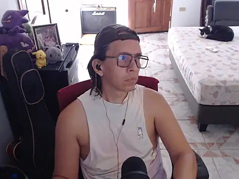 Snapshot of Pit_xxz chatting on 06-21-26, 05:48 Pit xxz online show from 06-21-26, 05:48