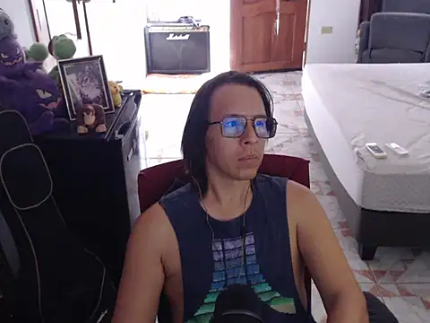 Snapshot of Pit_xxz chatting on 07-16-26, 02:01 Pit xxz online show from 07-16-26, 02:01