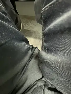 Im IVE LOVE online show from 01-10-25, 05:37