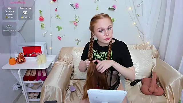 Merida red  online show from 11-10-25, 01:48