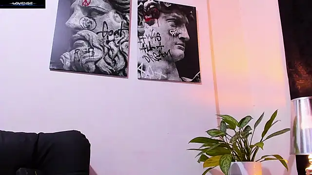 CruzVega online show from 11-29-25, 11:08