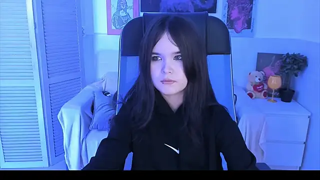 Elainebeness online show from 11-01-25, 07:49