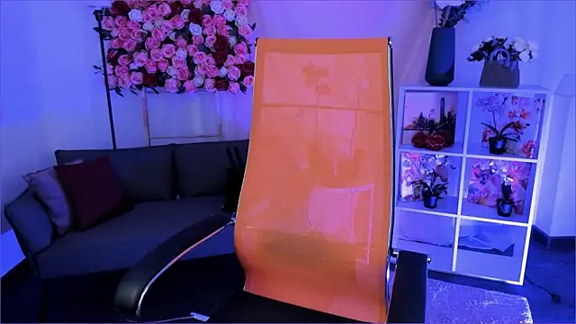 Elainebeness online show from 02-11-26, 07:30