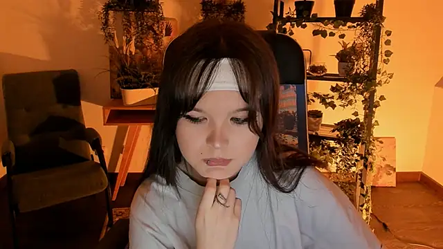 Elainebeness online show from 03-15-26, 07:31