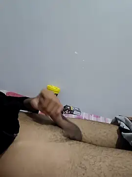 Snapshot of kinghunter21 chatting on 12-22-24, 01:55 kinghunter21 online show from 12-22-24, 01:55