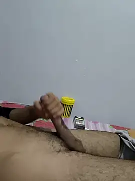 Snapshot of kinghunter21 chatting on 12-27-24, 12:18 kinghunter21 online show from 12-27-24, 12:18