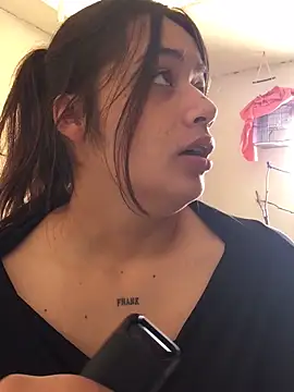 Miss oliviaa online show from 11-21-25, 02:27