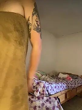 Miss oliviaa online show from 02-02-26, 08:40