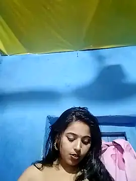 Snapshot of Sweet-Rani chatting on 12-31-24, 02:25 Sweet-Rani online show from 12-31-24, 02:25