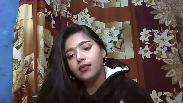 Snapshot of Sweet-Rani chatting on 01-07-25, 12:24 Sweet-Rani online show from 01-07-25, 12:24