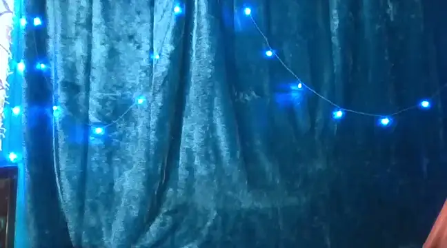 Snapshot of Sweet-Rani chatting on 02-09-25, 01:35 Sweet-Rani online show from 02-09-25, 01:35