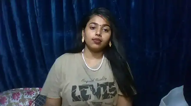 Snapshot of Sweet-Rani chatting on 03-12-25, 08:19 Sweet-Rani online show from 03-12-25, 08:19