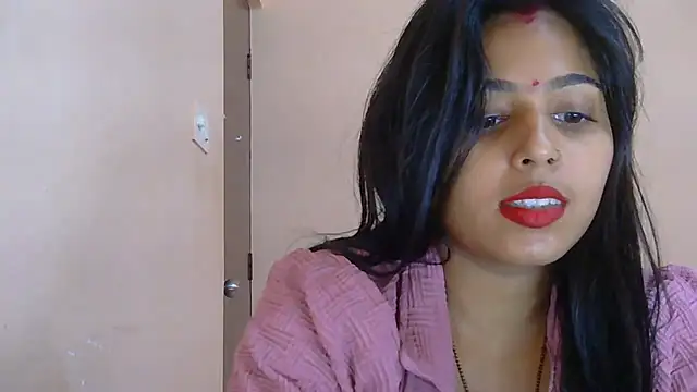 Snapshot of Sweet-Rani chatting on 11-04-25, 10:47 Sweet-Rani online show from 11-04-25, 10:47