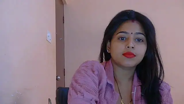 Snapshot of Sweet-Rani chatting on 11-07-25, 08:47 Sweet-Rani online show from 11-07-25, 08:47