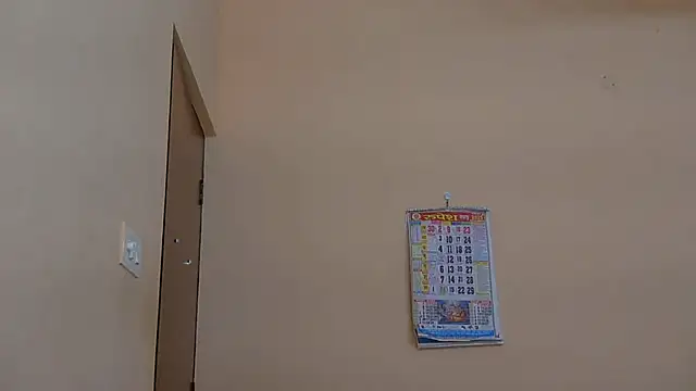 Snapshot of Sweet-Rani chatting on 11-25-25, 04:40 Sweet-Rani online show from 11-25-25, 04:40