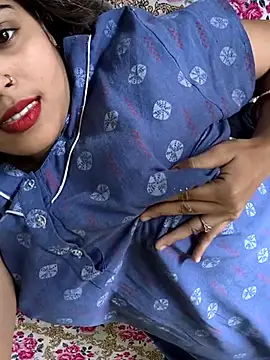 Snapshot of Sweet-Rani chatting on 05-11-26, 09:26 Sweet-Rani online show from 05-11-26, 09:26