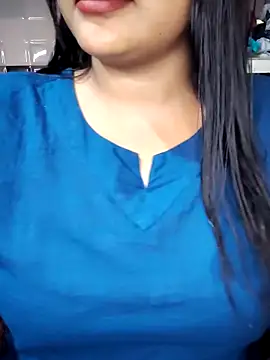 Snapshot of cutepragya2 chatting on 01-18-26, 12:53 cutepragya2 online show from 01-18-26, 12:53