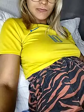 fofinhaa12 online show from 02-13-25, 10:00