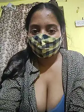 Snapshot of bigtitsqueen chatting on 06-02-26, 07:10 bigtitsqueen online show from 06-02-26, 07:10