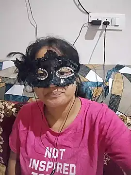 Snapshot of bigtitsqueen chatting on 07-29-26, 10:08 bigtitsqueen online show from 07-29-26, 10:08
