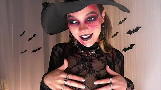 VeronaAppleberry online show from 10-26-25, 11:16