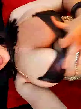 Snapshot of Nafas135 chatting on 01-30-25, 02:49 Nafas135 online show from 01-30-25, 02:49