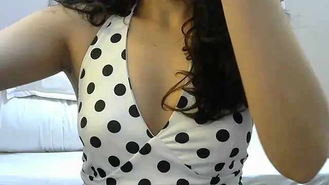 Snapshot of phuljhadi chatting on 07-05-26, 02:57 phuljhadi online show from 07-05-26, 02:57