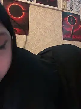 Snapshot of Pepe-pupu chatting on 01-28-25, 06:49 Pepe-pupu online show from 01-28-25, 06:49