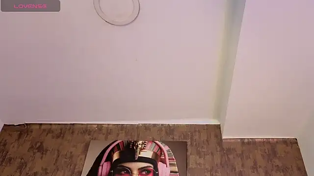 nicole  parker1 online show from 01-17-26, 07:17