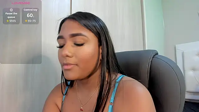 nicole  parker1 online show from 03-04-26, 01:17