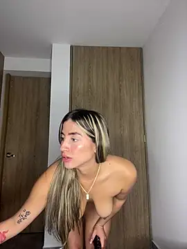 Issabela G1 online show from 12-31-24, 08:15